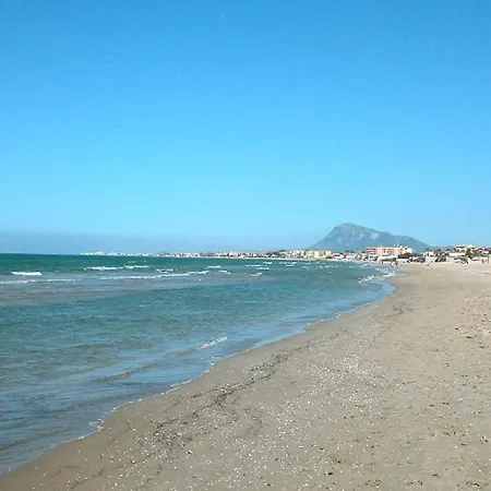 Mediterranean Dreams -charming In Apartman Denia